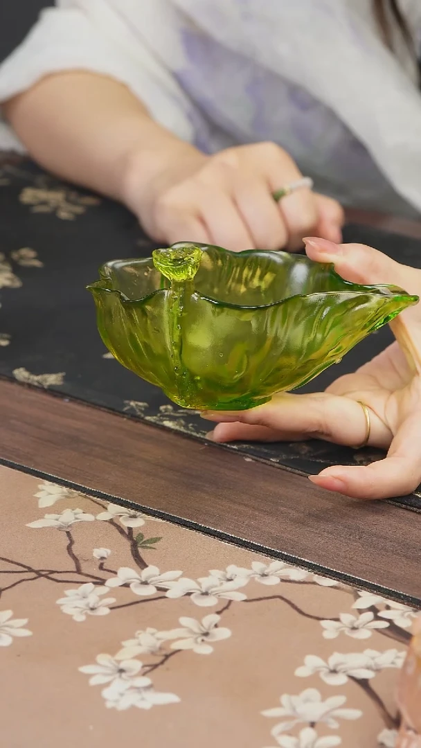 手工艺品琉璃绿色荷花公道