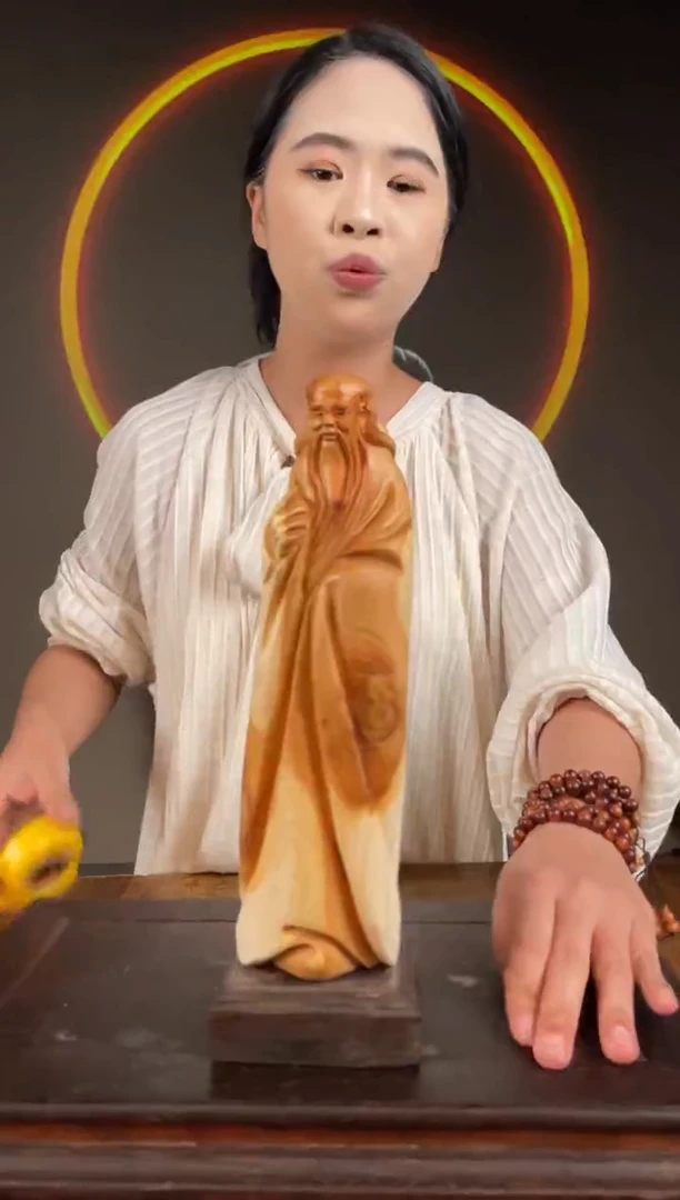 柏木（崖柏）手工摆件,先抢先得! 编号:225