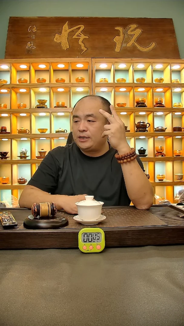 茶盏858.。。。。。。。