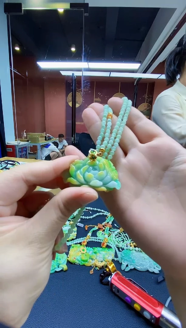 颈饰未镶嵌翡翠翡翠吊坠