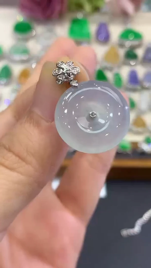 吊坠(不含链)18K金镶嵌翡翠B36