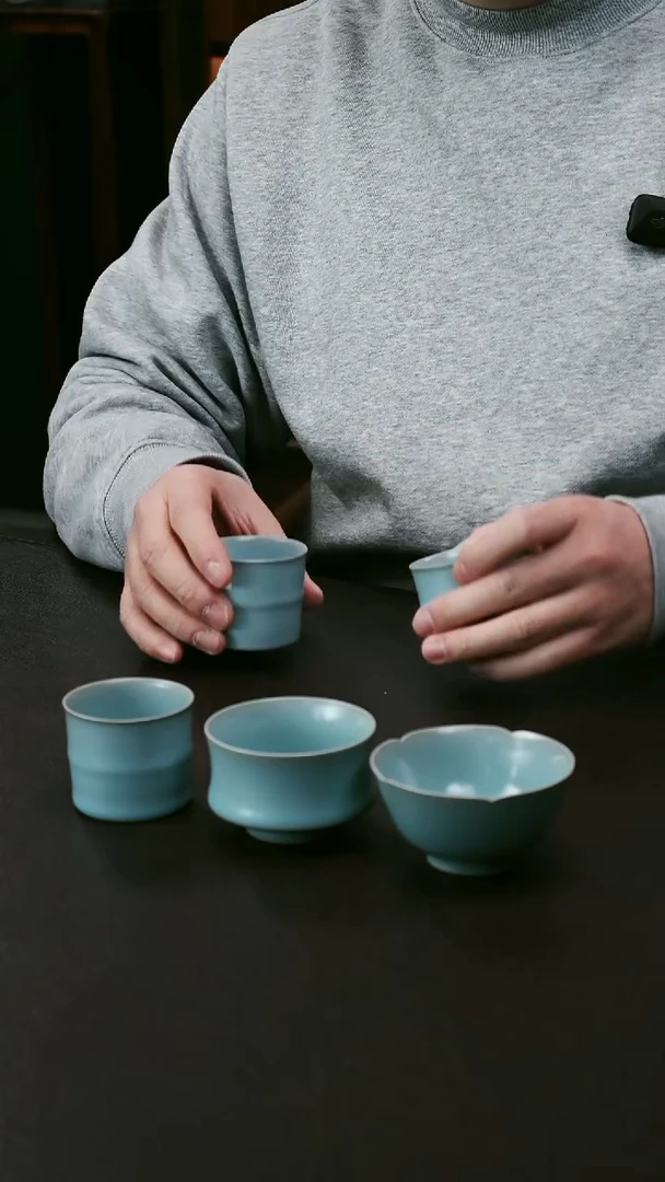 【闪购商品】其他汝官窑竹节.葵口.束腰杯