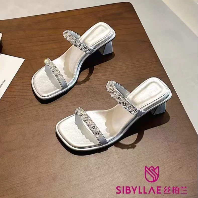 丝柏兰粗跟水钻高跟舒适一字拖时尚露趾休闲风慵懒风425285948