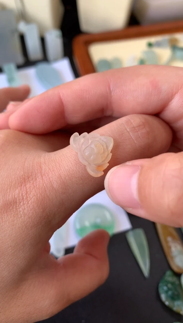 【闪购商品】定制翡翠未镶嵌翡翠