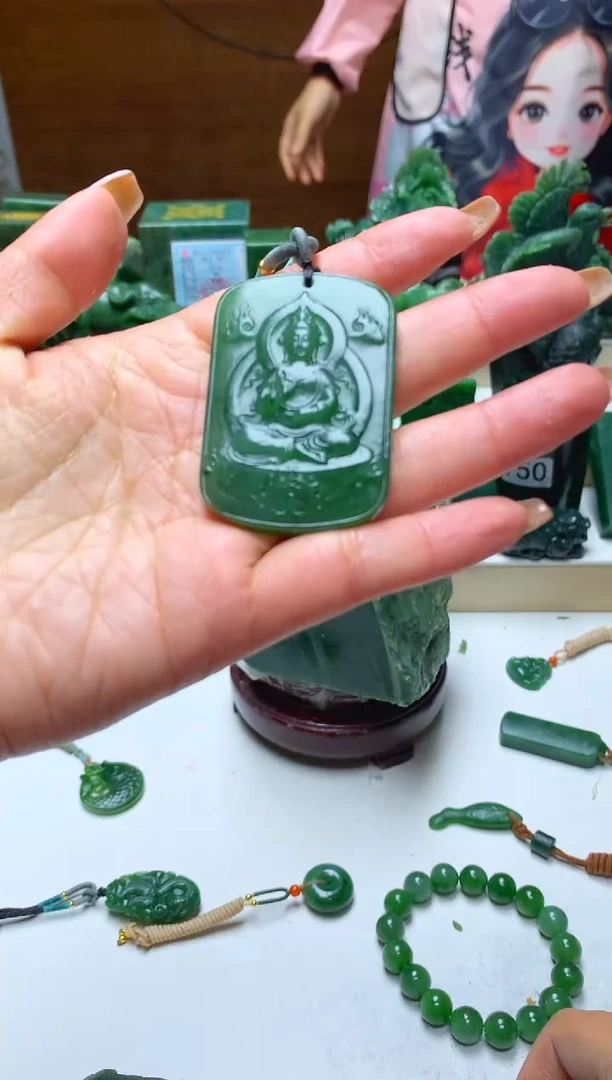 未镶嵌和田玉摆件随机发货，拍一发一
