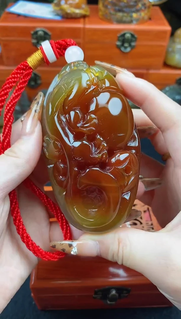 未镶嵌玛瑙/玉髓珠宝奇石用****80