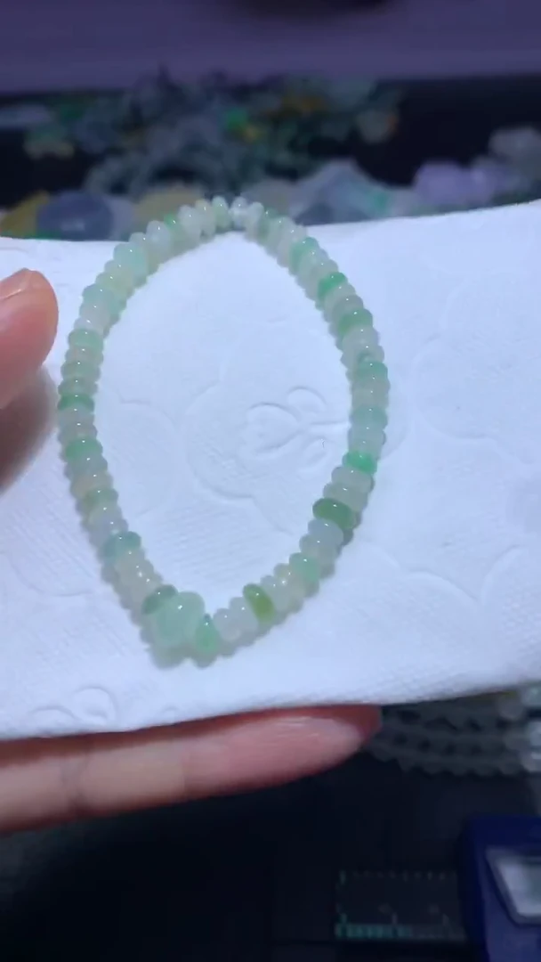 未镶嵌定制翡翠毛货