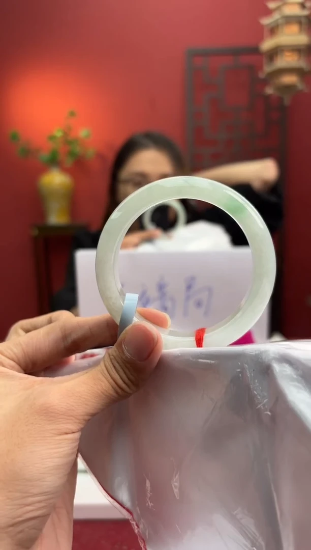 未镶嵌手镯翡翠翡翠手镯2