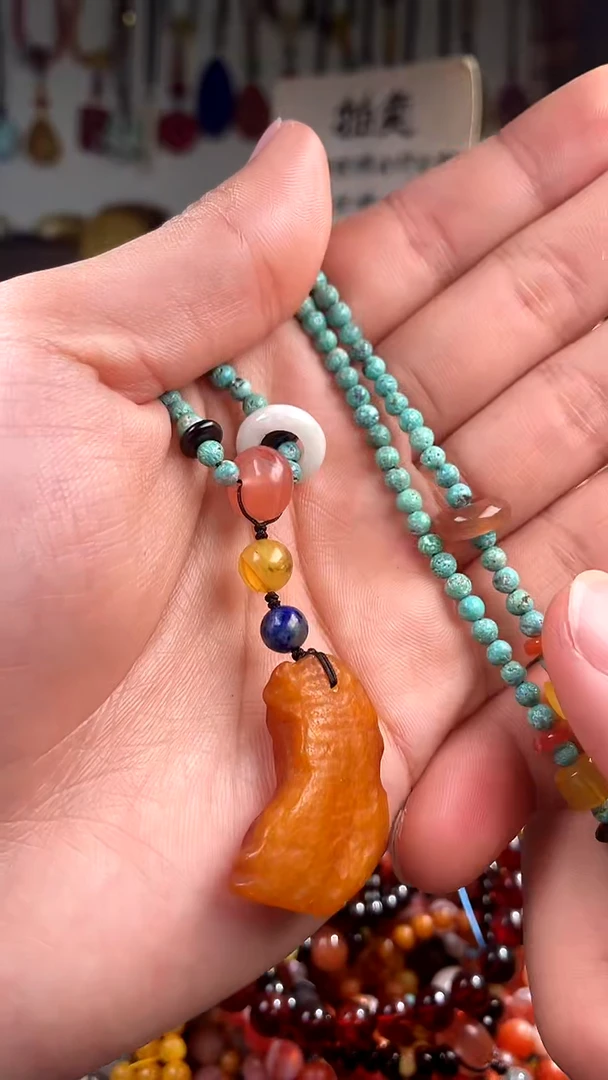 【闪购商品】翡翠颈饰未镶嵌(一物一件)136550