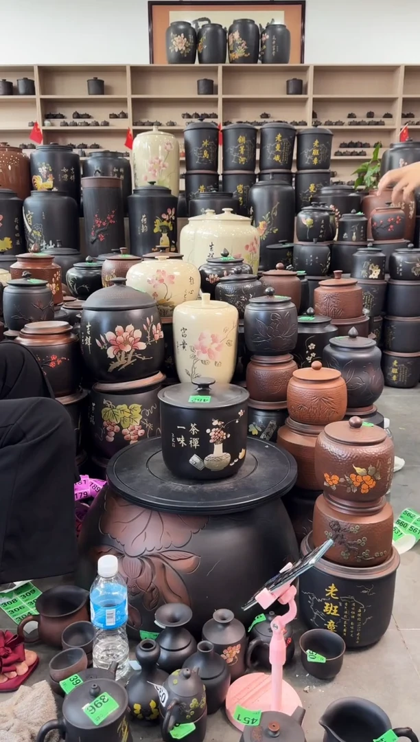 罐瑕疵茶叶罐  482  彩填小五饼