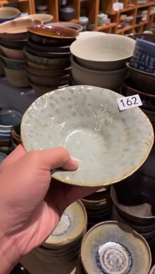 瓷f****n162灰色锤纹小蝶1个