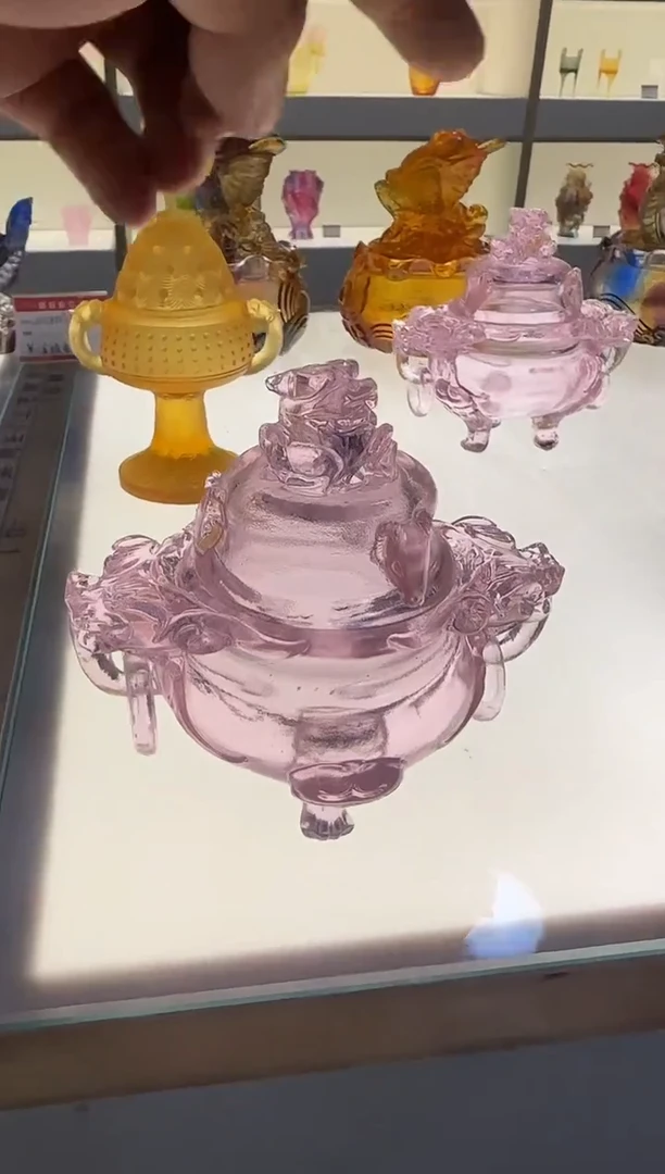 手工艺品琉璃双耳三足狻猊香炉