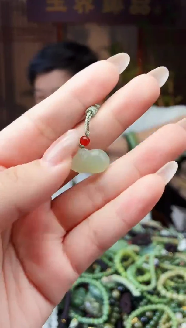 颈饰未镶嵌和田玉多样性发货拍一发一