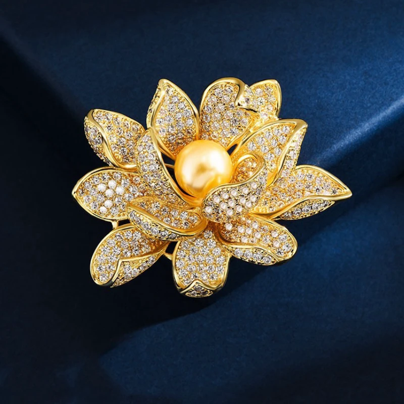 锌合金胸针 植物花卉浅金色复古鸢尾水晶胸针奢华胸花欧若精灵风