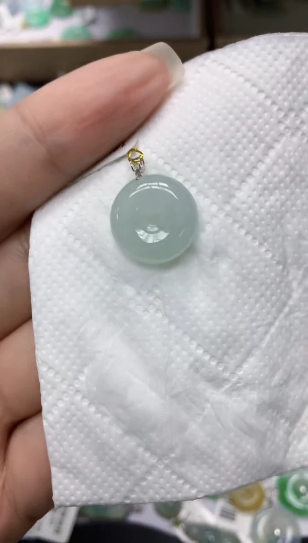 颈饰18K金镶嵌翡翠 11111111111