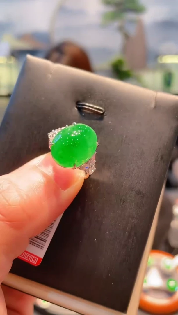 【闪购商品】翡翠颈饰18K金镶嵌A64天然A货翡翠