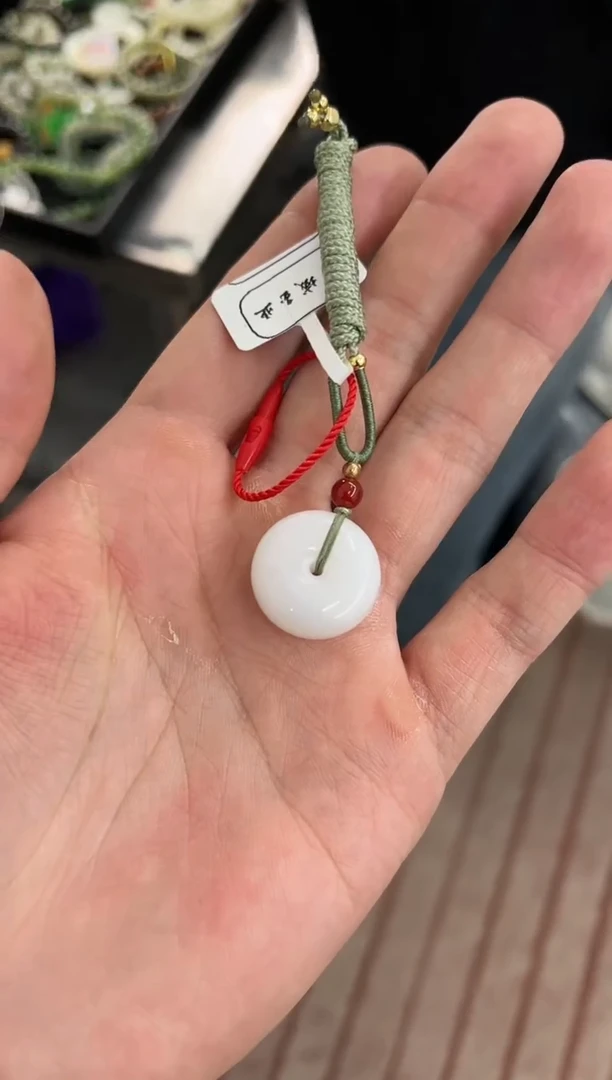 和田玉未镶嵌平安扣且末天泰白玉平安扣微色差