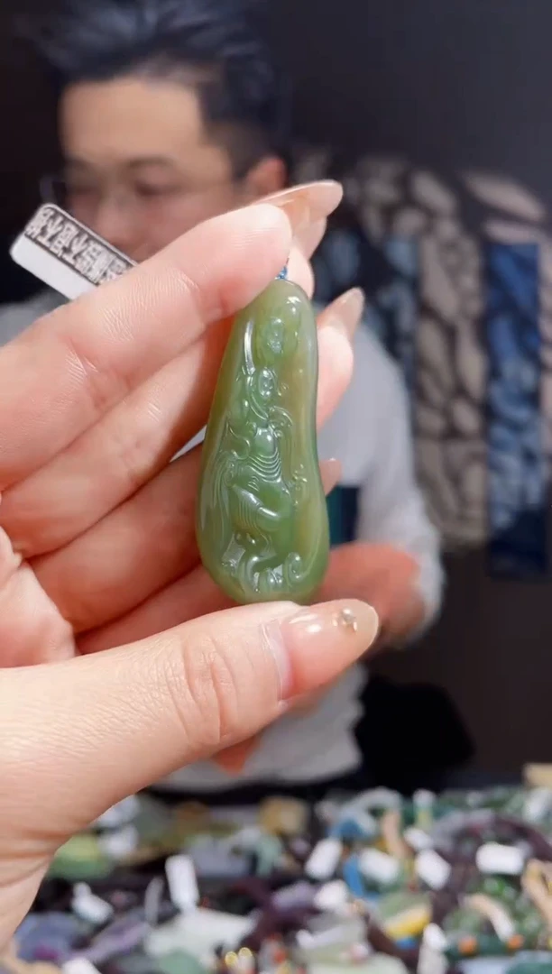 【闪购商品】和田玉颈饰未镶嵌拍一发一