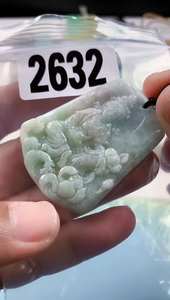 【闪购商品】翡翠挂件未镶嵌天然翡翠吊坠挂件