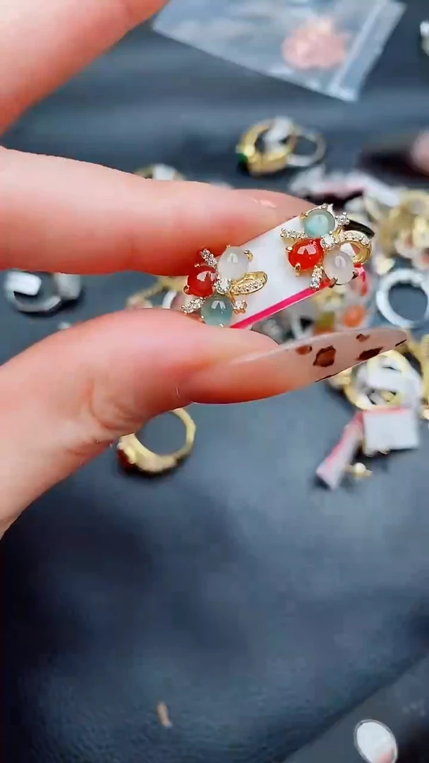 银S925镶嵌戒指翡翠...