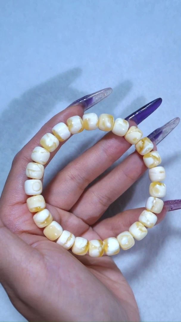 手链蜜蜡未镶嵌典藏级9.2mm金瓷白溶洞妖花