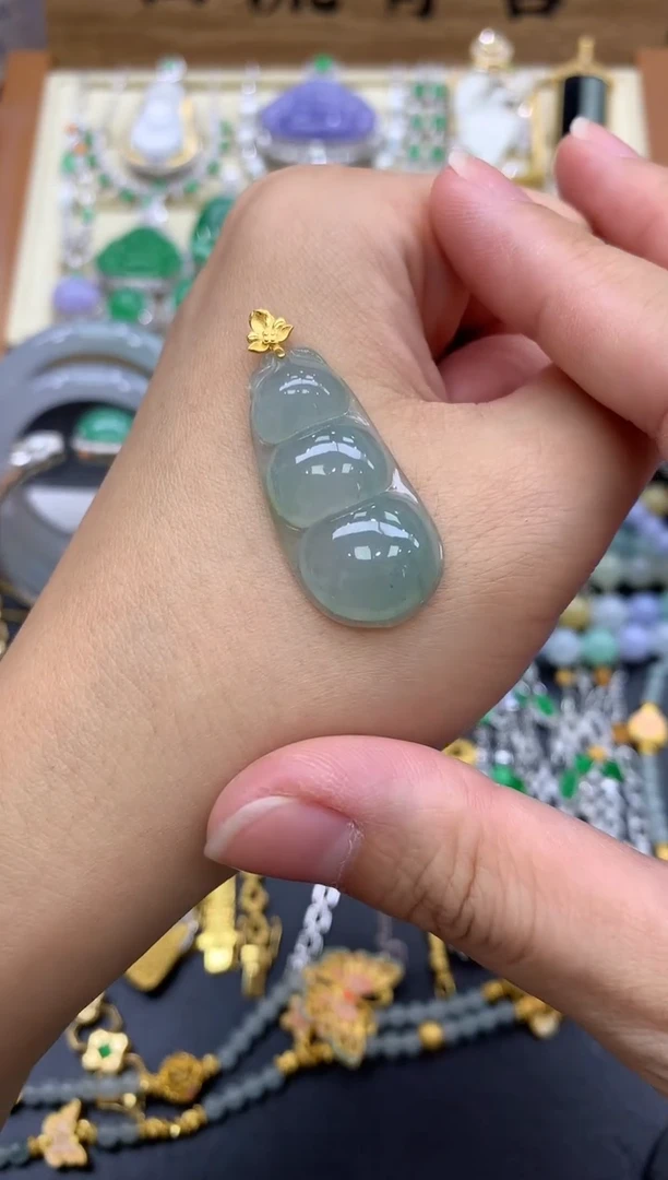 翡翠18K金镶嵌颈饰204-中国好珍宝