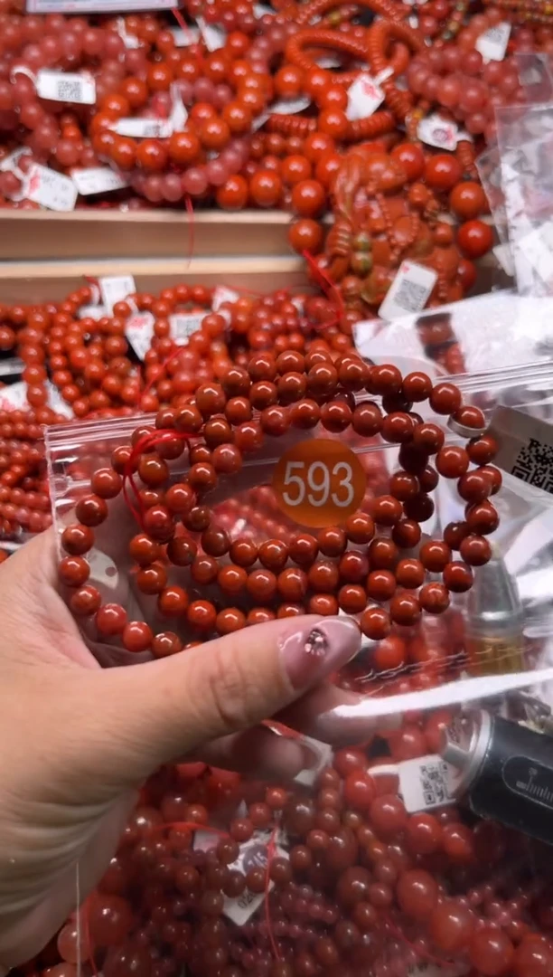 南红玛瑙未镶嵌珠宝奇石593-6