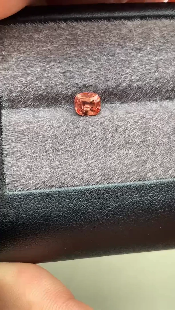 【闪购商品】定制尖晶石裸石未镶嵌枕型 香槟色调尖晶石 0.97ct