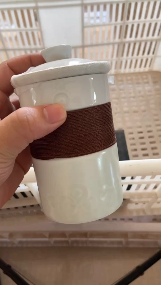 杯无运费险有瑕疵的摄影的产品有使用过的痕迹有点脏介意勿拍