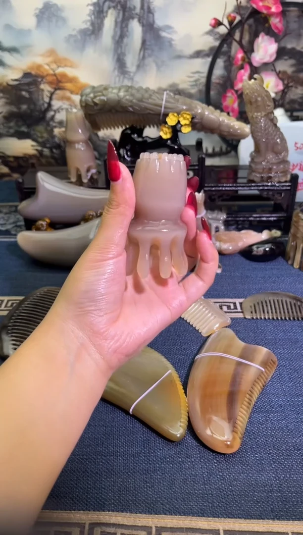 云南老白水头疗莲蓬