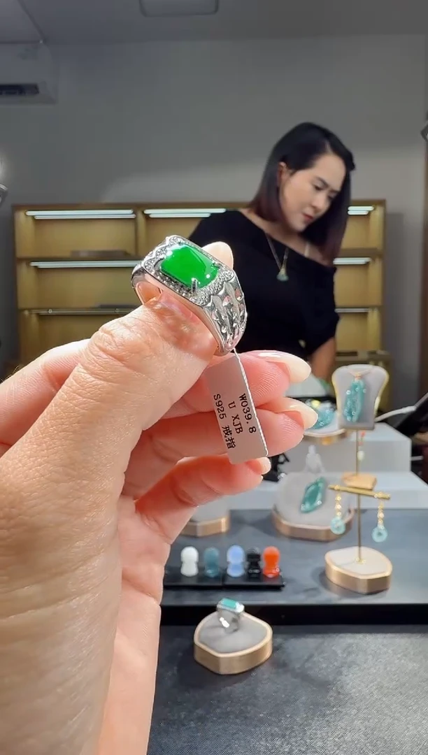 银S925镶嵌戒指翡翠戒指
