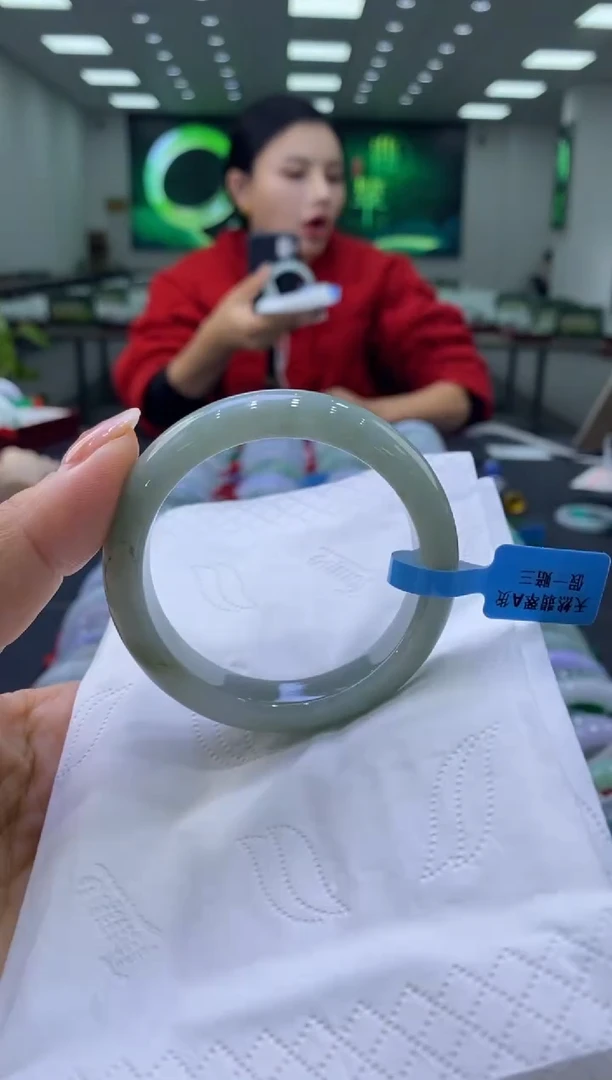 未镶嵌手镯翡翠00004568