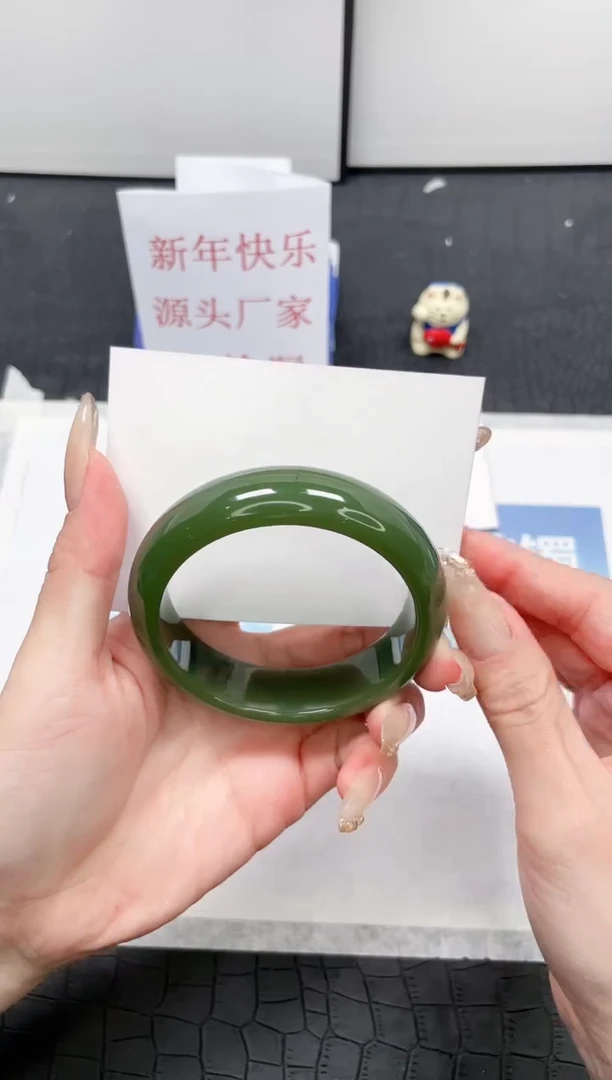 【闪购商品】石英质玉手镯未镶嵌N14-58.3