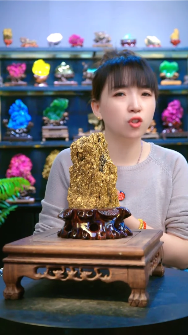 石材精品矿物晶体摆件