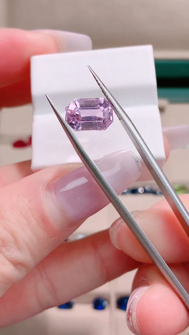 未镶嵌锂辉石裸石天然巴基斯坦紫锂辉石4.06ct