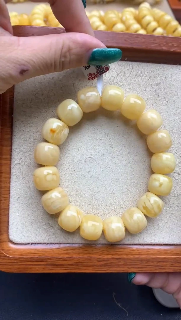 【闪购商品】蜜蜡珠宝奇石未镶嵌57