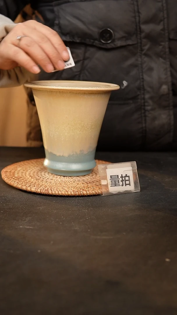 【闪购商品】瓷片219泥泥手工花盆口10.5高13