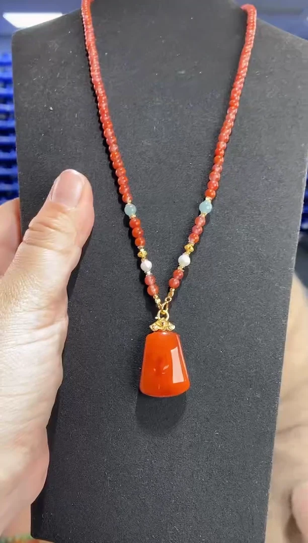 颈饰未镶嵌南红玛瑙CL8111