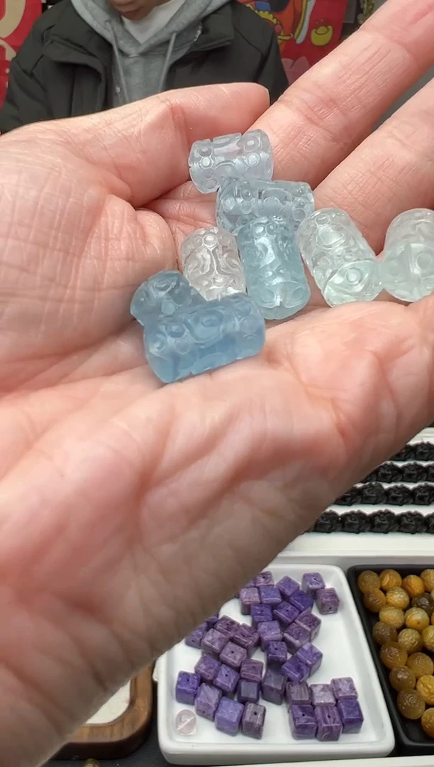 【闪购商品】海蓝宝石颈饰未镶嵌72a多样性发其一/1.22/1个