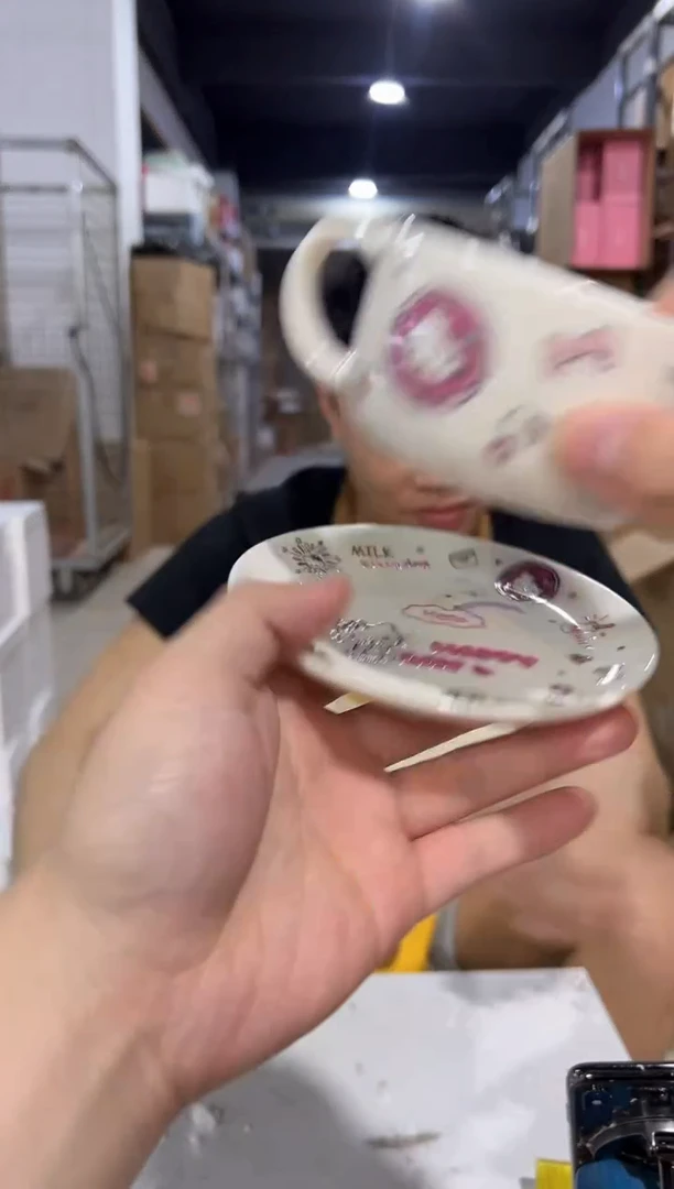 瓷片白色kt猫一杯一碟