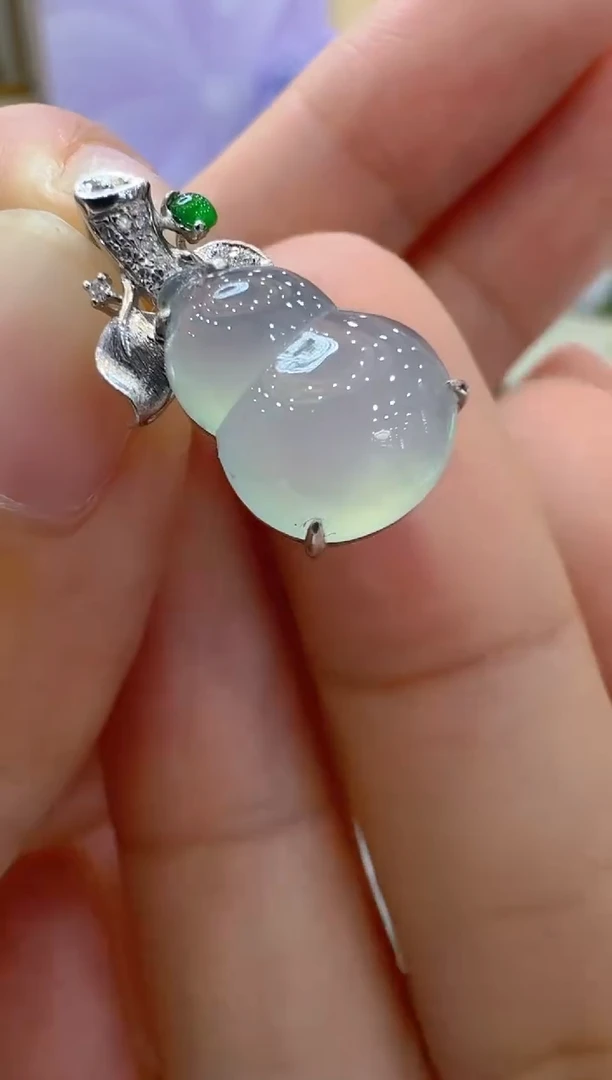 翡翠18K金镶嵌吊坠(不含链)多样性团购发一件