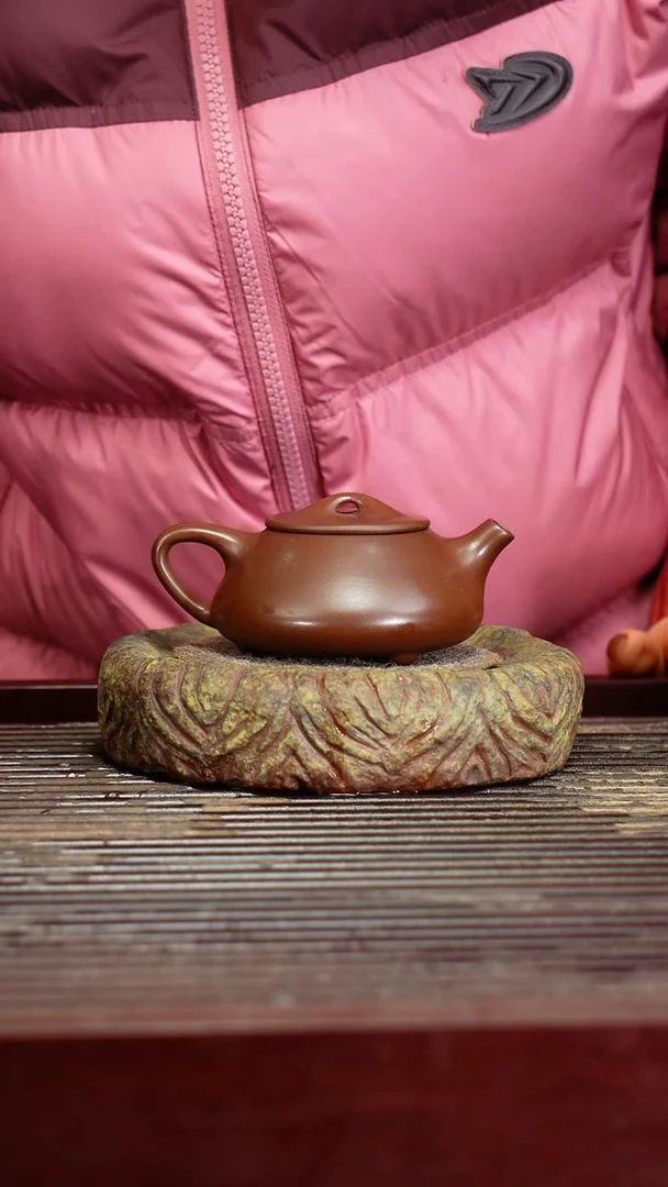 宜兴原矿紫砂壶茶壶宜兴原矿紫砂壶茶壶120C