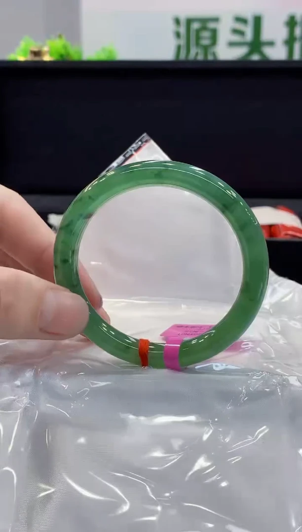 未镶嵌手镯翡翠翡翠手镯