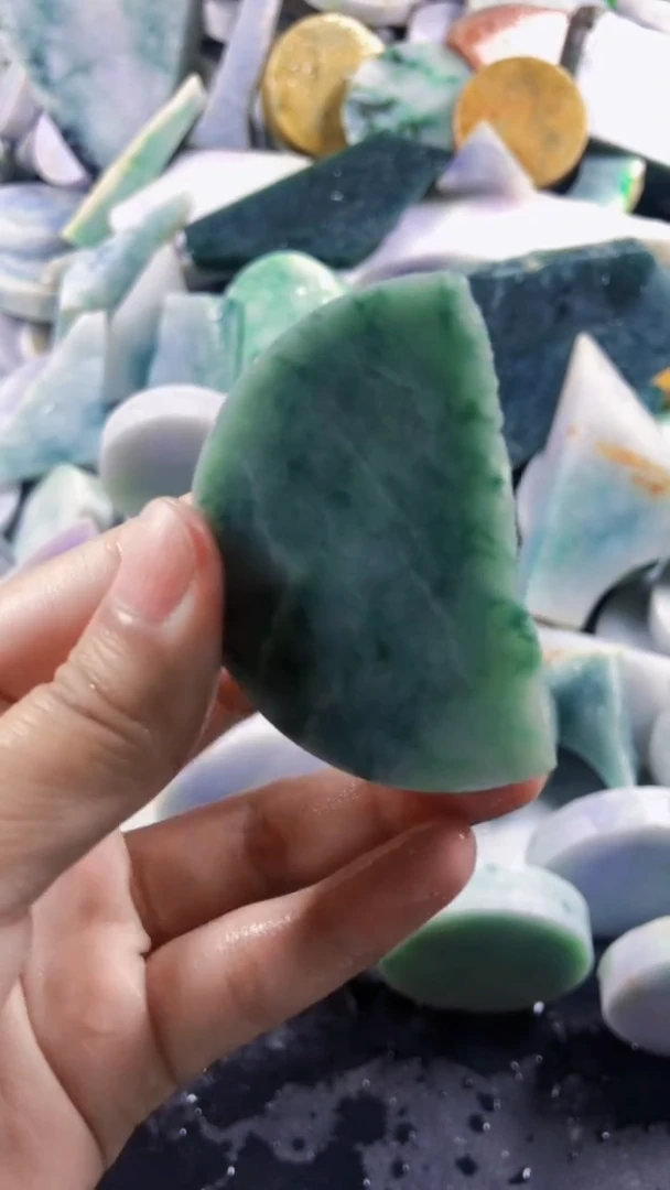 颈饰未镶嵌翡翠新店开业大优惠123