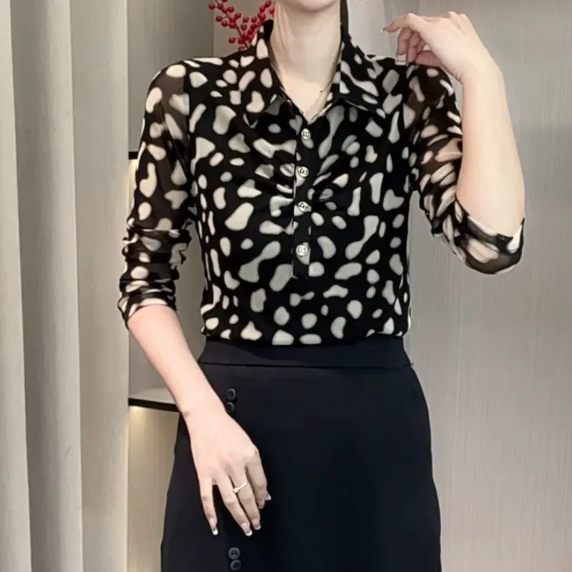 2025春季新款时尚衬衫领印花女士遮肉百搭显瘦洋气气质上衣打底衫