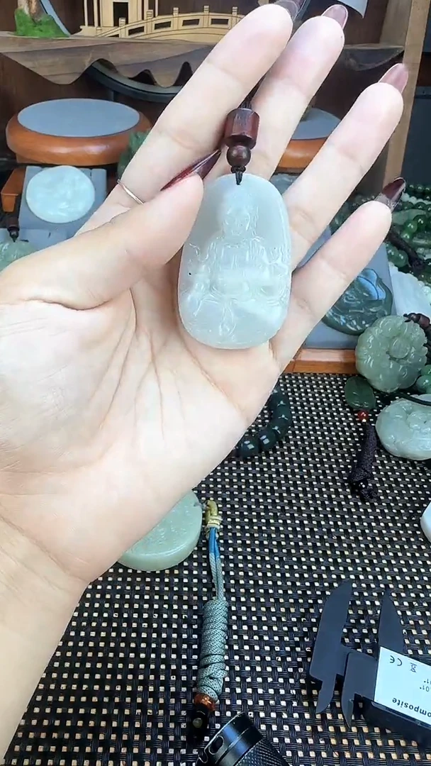 吊坠(不含链)未镶嵌和田玉1