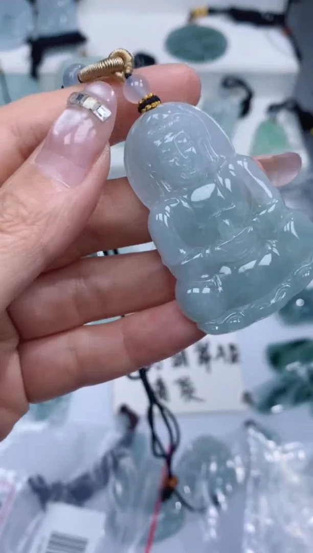 颈饰未镶嵌翡翠吊坠