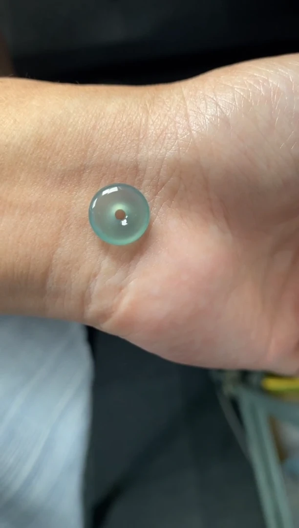 颈饰未镶嵌翡翠翡翠冰种平安扣