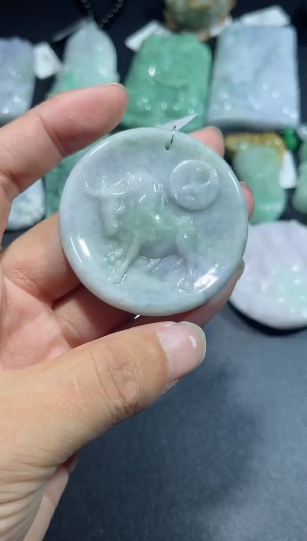 【闪购商品】翡翠颈饰未镶嵌00000802