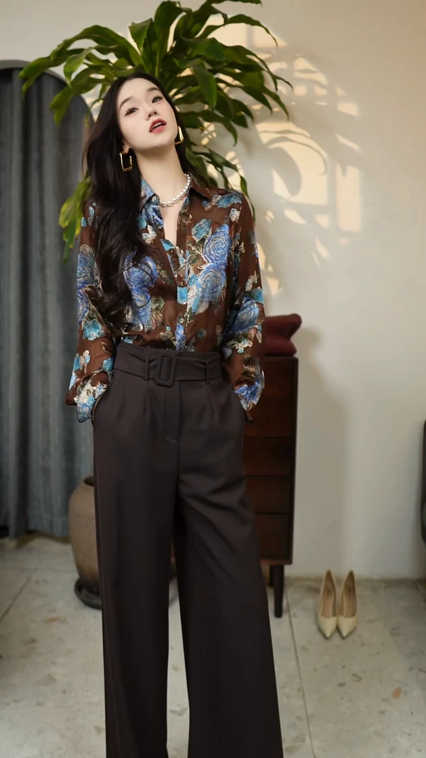 咖底蓝花真丝衬衫 M码（90-110斤）